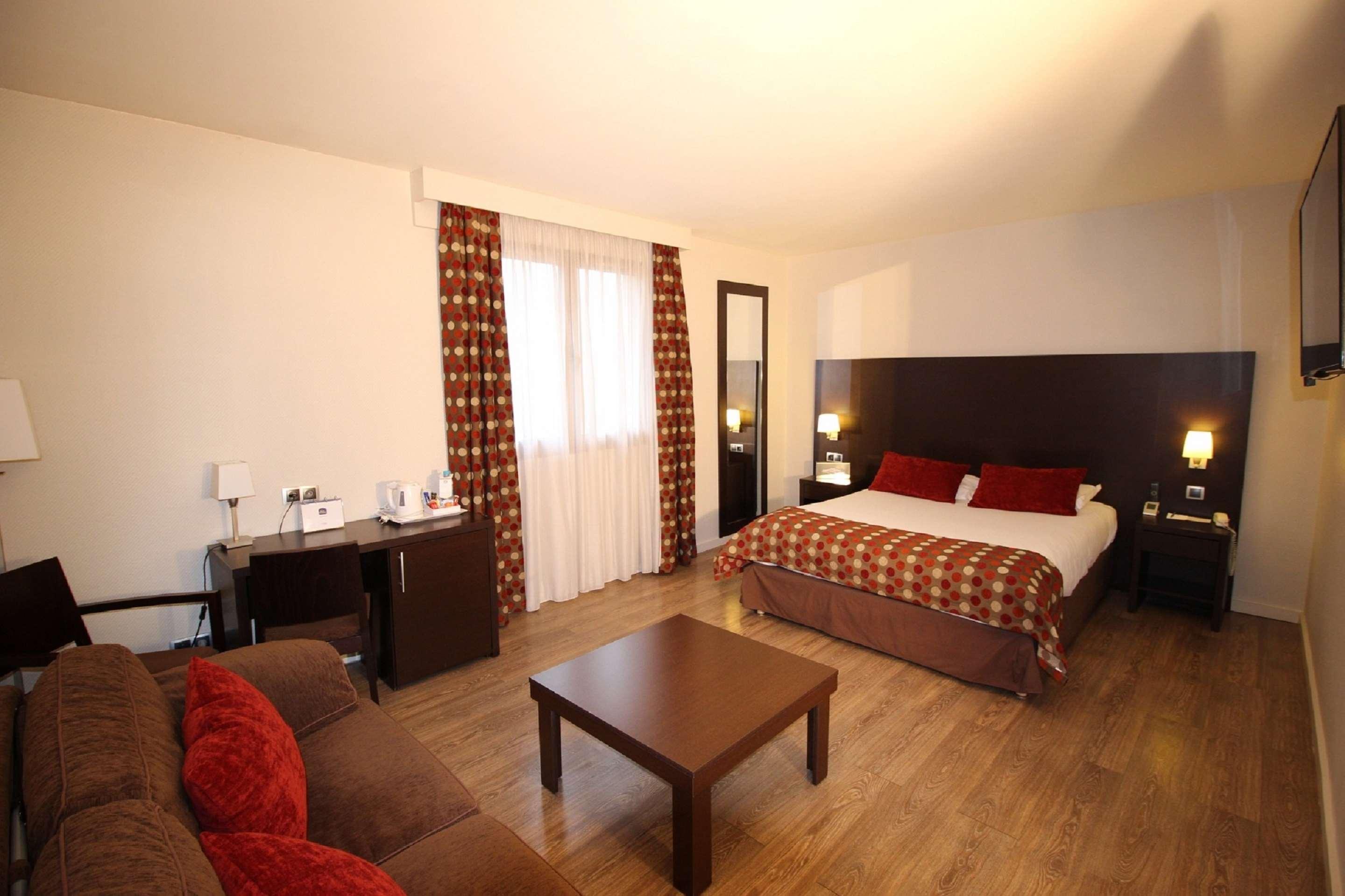 Best Western Hotel Des Barolles - Lyon Sud Brignais Exterior photo