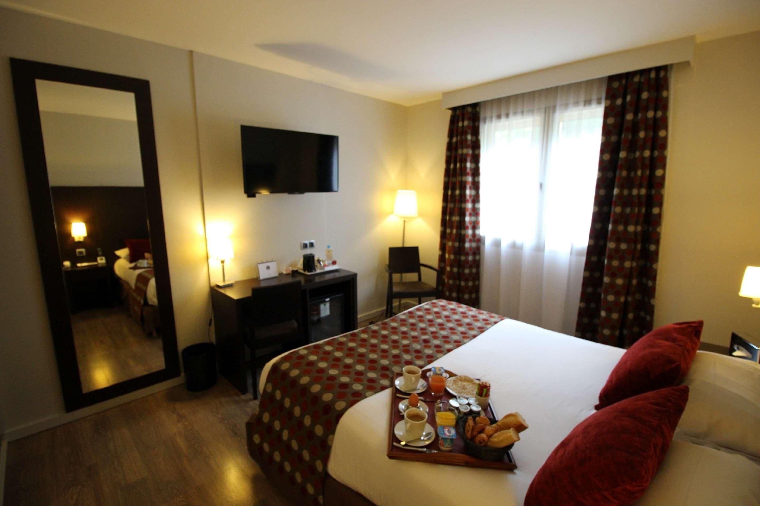 Best Western Hotel Des Barolles - Lyon Sud Brignais Exterior photo