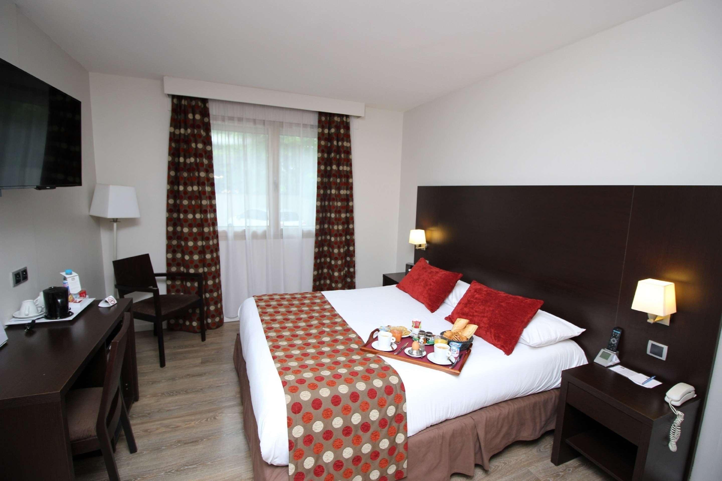 Best Western Hotel Des Barolles - Lyon Sud Brignais Exterior photo